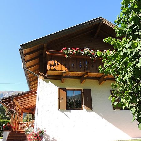 Ferienhaus Arve โกรสเคียร์ชไฮม์ ภายนอก รูปภาพ